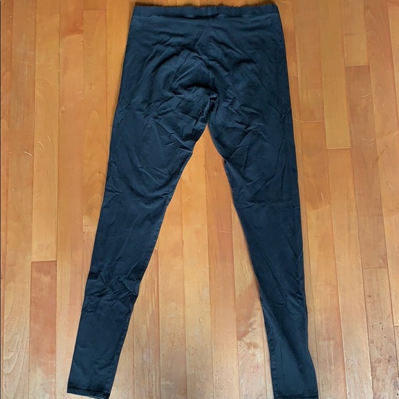 SOLD Victoria’s Secret Leggings - Picture 2 of 4